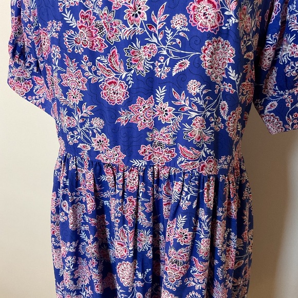 13. LOFT Blue Floral Asymmetrical Short Sleeve Dress Size 6 - Picture 5 of 8